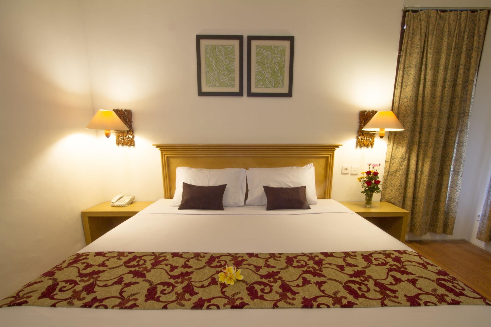Seminyak Paradiso Hotel Luaran gambar