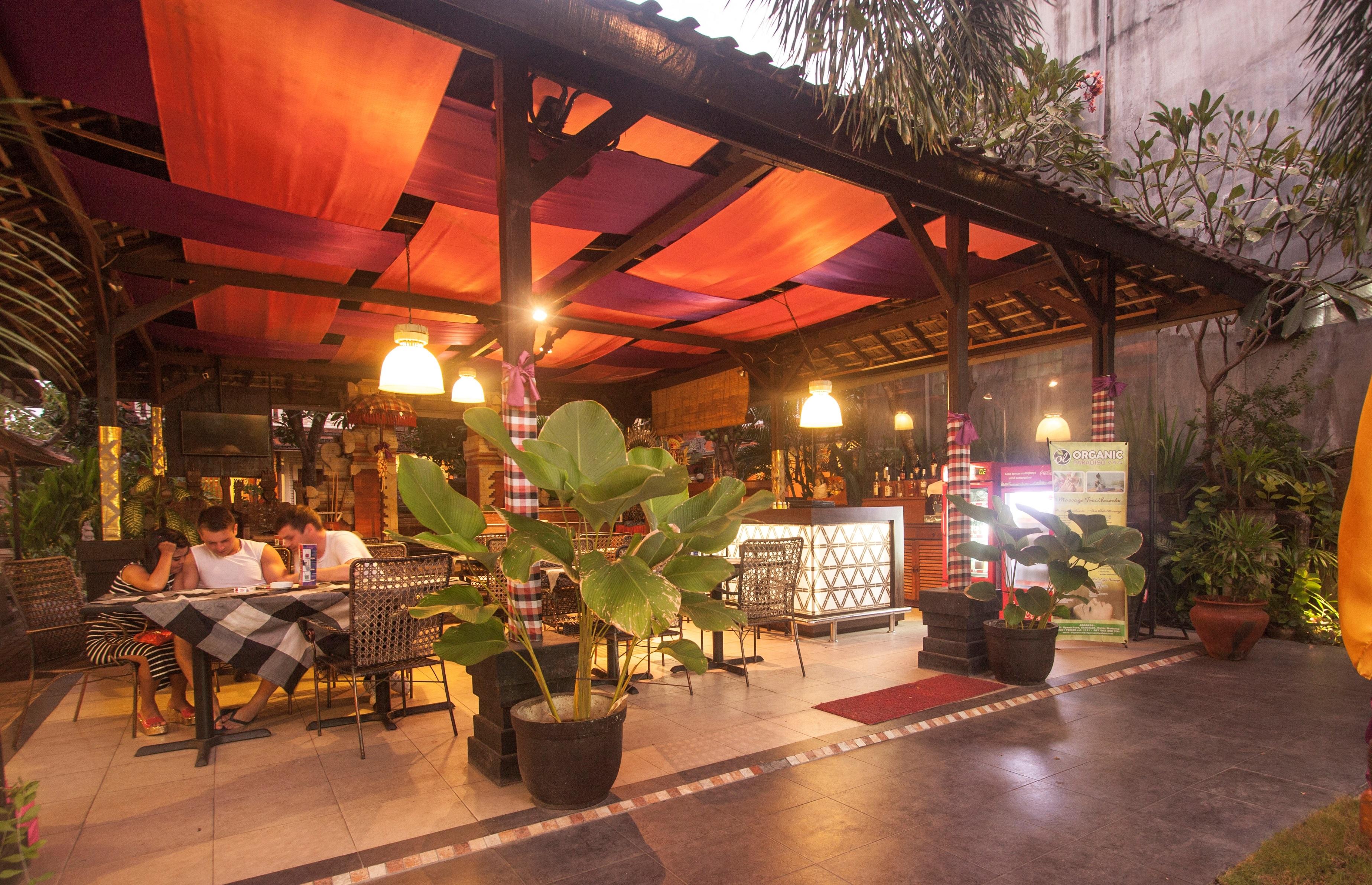 Seminyak Paradiso Hotel Luaran gambar