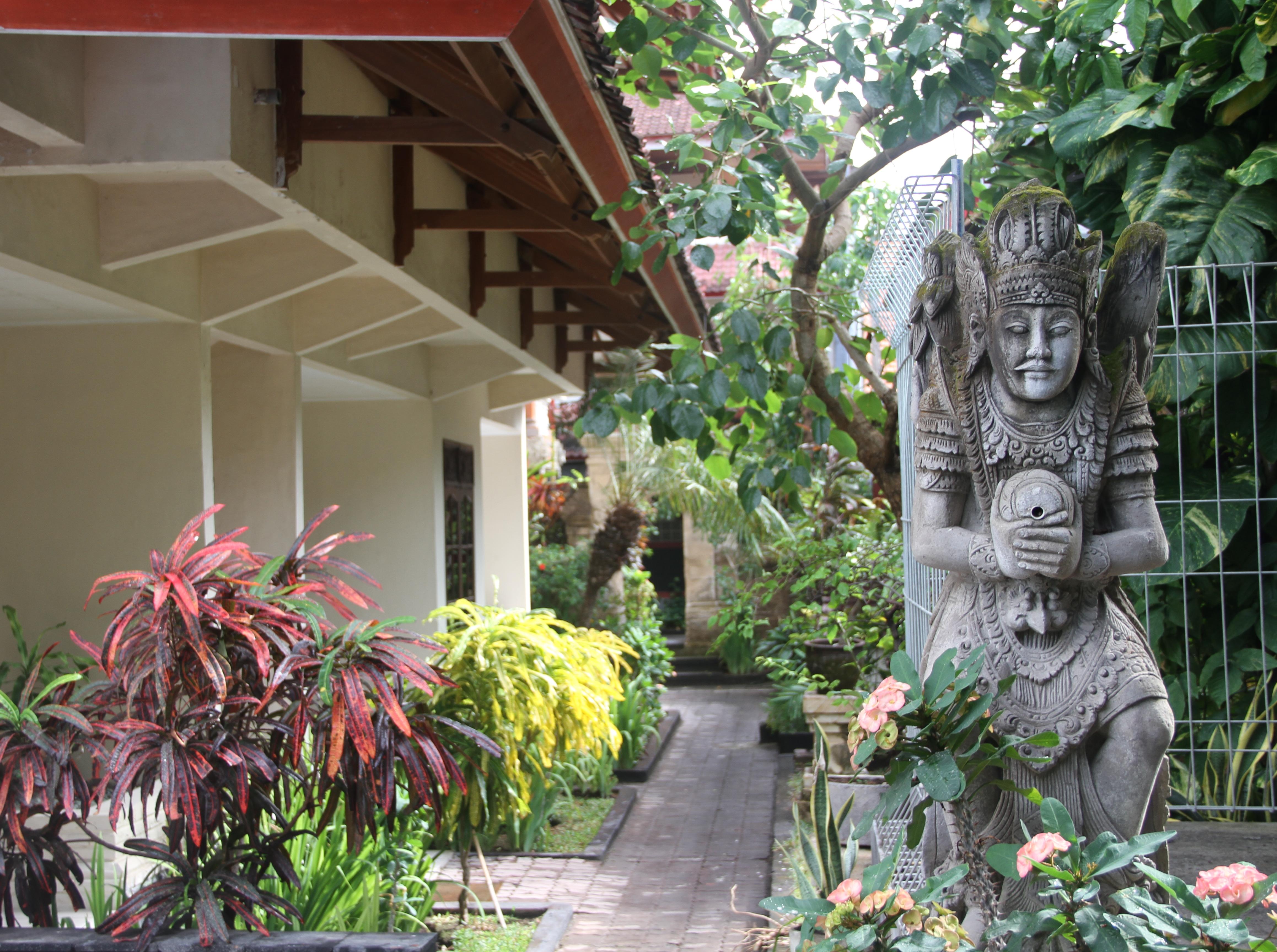 Seminyak Paradiso Hotel Luaran gambar